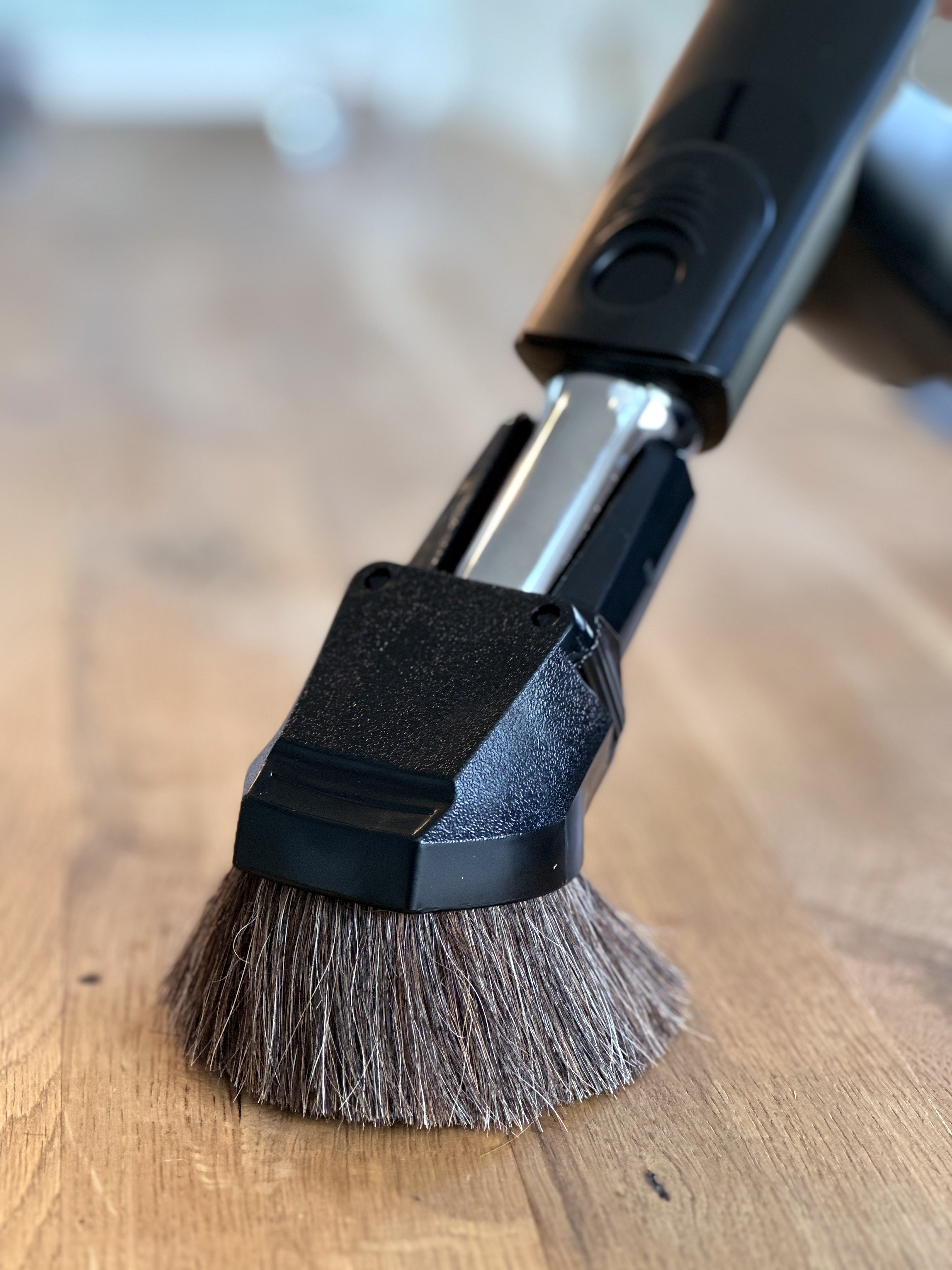 2-1 Polsterdüse und Möbelpinsel